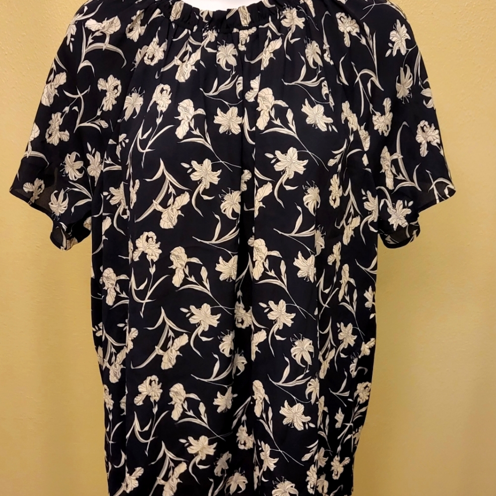 Anne Taylor blouse